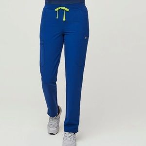 Figs Yola skinny scrub pant